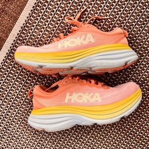 Hoka sz 7.5 “Bondi 7” womens Free People peach